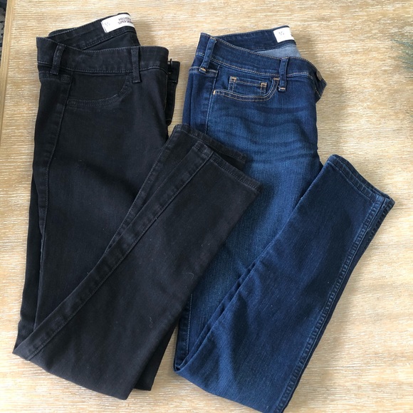 Hollister Denim - Lot of 2 Hollister Super Skinny Jeans - 5S